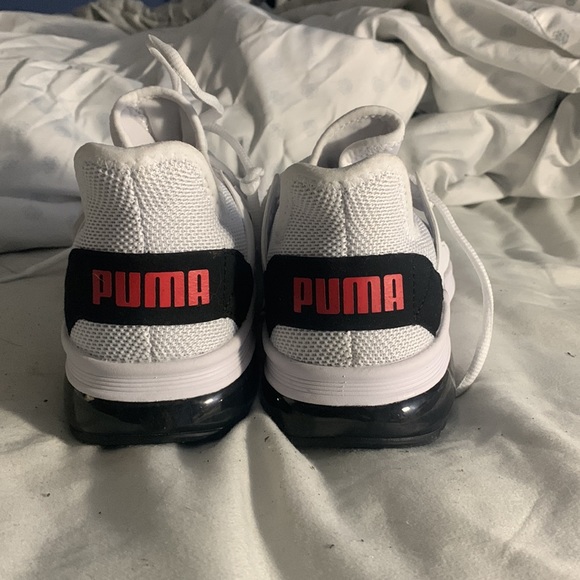 White Puma sneakers - Picture 2 of 5